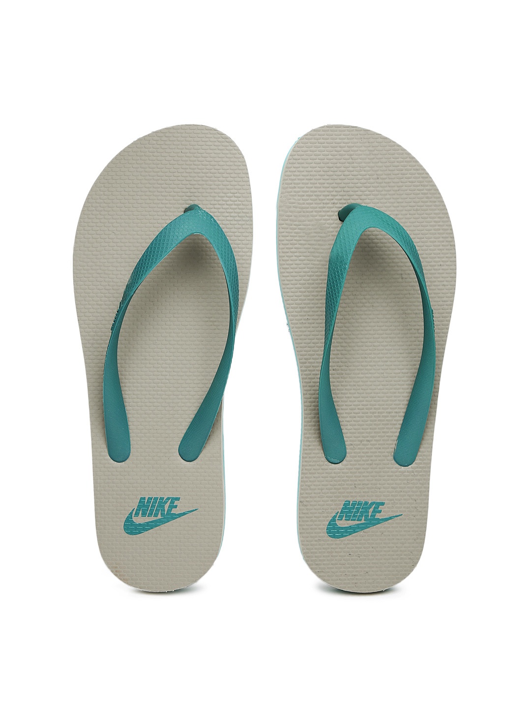 nike flip flops myntra