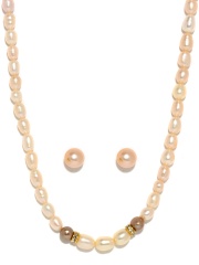 Ahaana Off-White Pearl Jewellery Set
