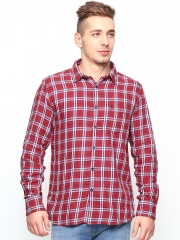 Parx Men Red Checked Slim Fit Casual Shirt