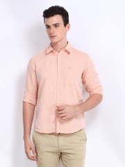 Pepe Jeans Men Peach Coloured Semi Fit Linen Blend Casual Shirt