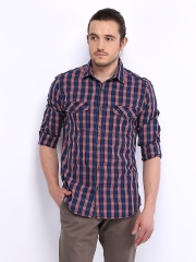Scullers Men Navy & Red Checked Slim Fit Casual Shirt