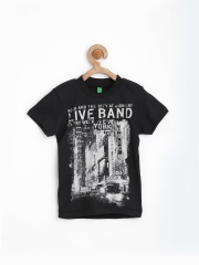 United Colors of Benetton Boys Black Printed T-shirt