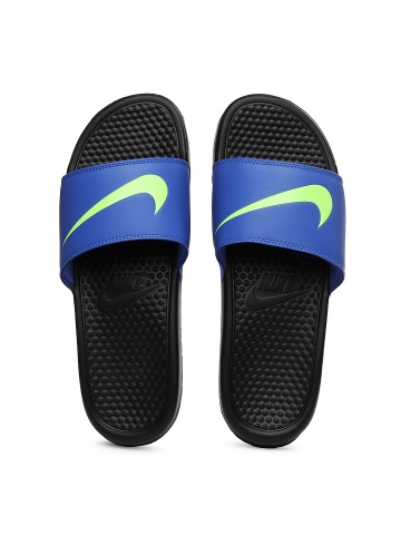 nike flip flops blue