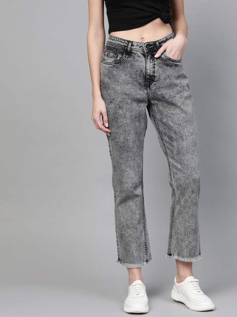 Roadster Women Charcoal Grey Straight Fit Mid-Rise Clean Look Stretchable Cropped Jeans
Roadster Women Charcoal Grey Straight Fit Mid-Rise Clean Look Stretchable Cropped Jeans