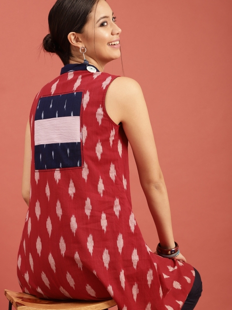 Taavi Women Red & Navy Blue Ikat Woven Design Pleated Sustainable Kurta with Trousers
Taavi Women Red & Navy Blue Ikat Woven Design Pleated Sustainable Kurta with Trousers