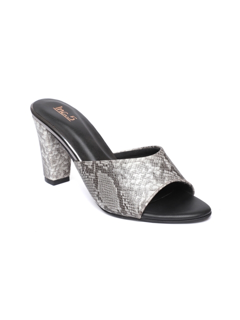 Inc 5 Women Grey & Black Textured Sandals