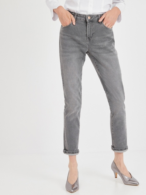 promod Women Grey Boyfriend Lucien Fit Cropped Mid-Rise Clean Look Stretchable Jeans
promod Women Grey Boyfriend Lucien Fit Cropped Mid-Rise Clean Look Stretchable Jeans