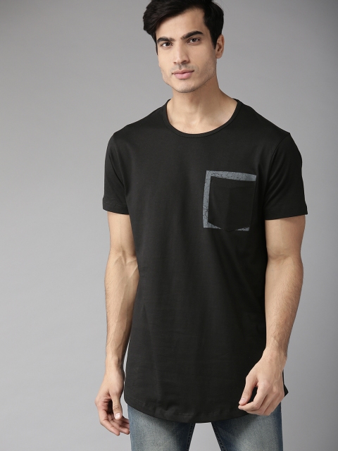 Roadster Men Black Solid Round Neck Longline T-shirt