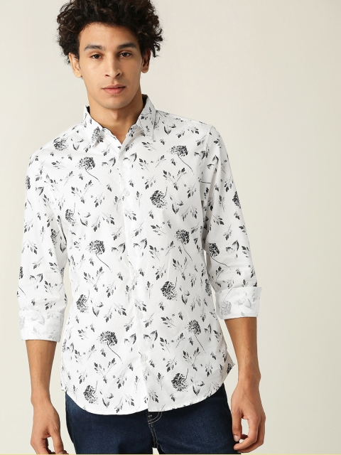 United Colors of Benetton Men White & Black Slim Fit Printed Casual Shirt
