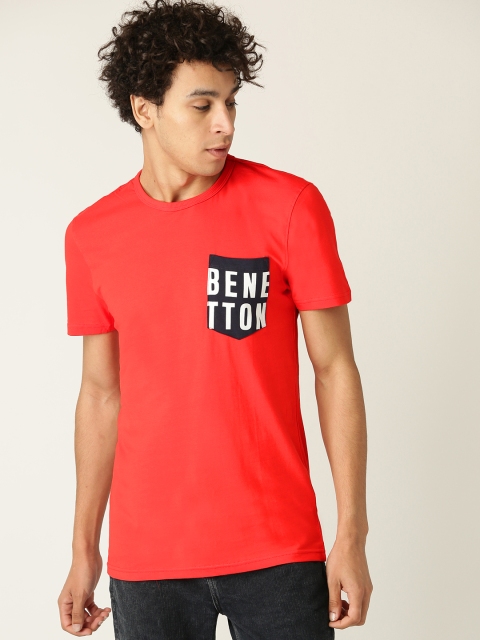 United Colors of Benetton Men Red Solid Round Neck T-shirt
