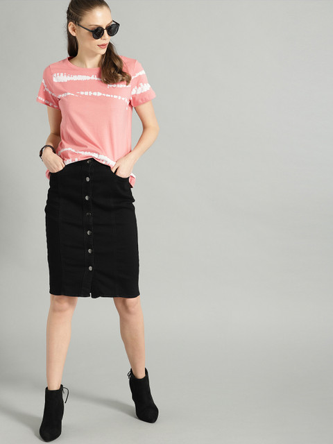 Roadster Women Pink Printed Round Neck T-shirt 
Roadster Women Pink Printed Round Neck T-shirt