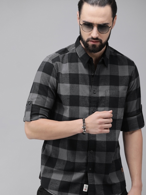 The Roadster Lifestyle Co Men Grey & Black Regular Fit Checked Sustainable Casual Shirt
The Roadster Lifestyle Co Men Grey & Black Regular Fit Checked Sustainable Casual Shirt