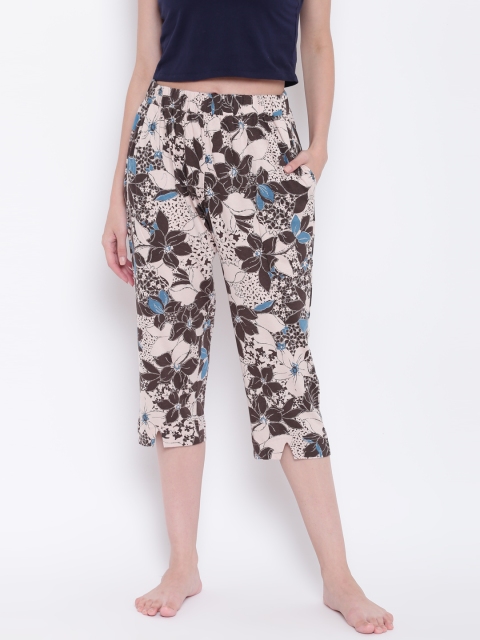 9teenAGAIN Women Beige & Coffee Brown Printed Regular Fit Lounge Capris 3AW17-1524-SC1
9teenAGAIN Women Beige & Coffee Brown Printed Regular Fit Lounge Capris 3AW17-1524-SC1