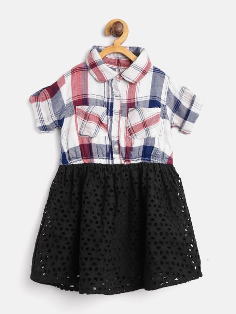 Bella Moda Girls White & Navy Blue Checked Shirt Dress with Schiffli Embroidered Detail
Bella Moda Girls White & Navy Blue Checked Shirt Dress with Schiffli Embroidered Detail