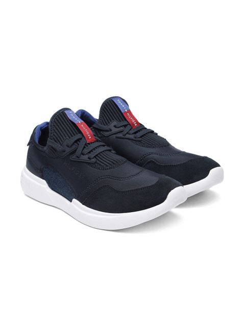 Tommy Hilfiger Men Navy Blue Solid Leather Sneakers 
Tommy Hilfiger Men Navy Blue Solid Leather Sneakers