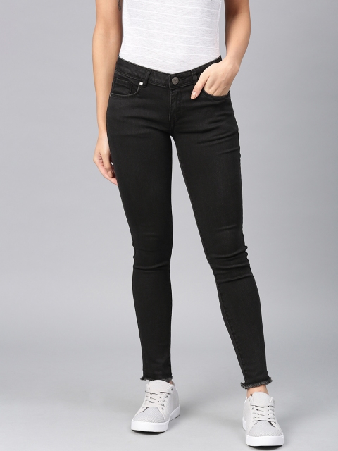 American Crew Women Black Slim Fit Mid-Rise Clean Look Stretchable Ankle-Length Jeans
American Crew Women Black Slim Fit Mid-Rise Clean Look Stretchable Ankle-Length Jeans