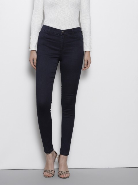 DOROTHY PERKINS Women Navy Blue Super Skinny Fit Mid-Rise Clean Look Stretchable Jeans
DOROTHY PERKINS Women Navy Blue Super Skinny Fit Mid-Rise Clean Look Stretchable Jeans