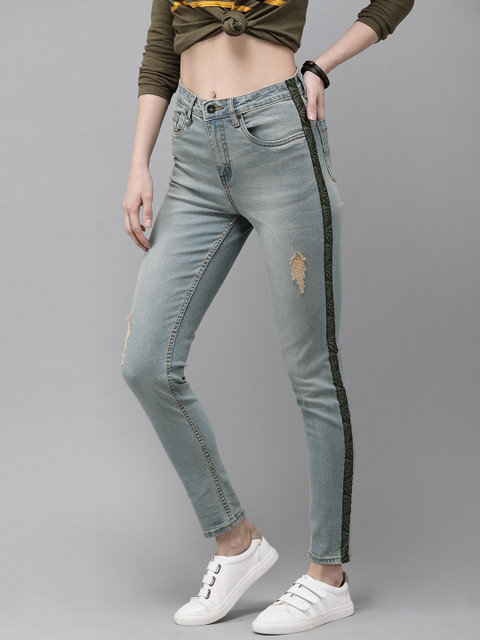 The Roadster Lifestyle Co Women Blue Skinny Fit High-Rise Mildly Distressed Stretchable Jeans
The Roadster Lifestyle Co Women Blue Skinny Fit High-Rise Mildly Distressed Stretchable Jeans