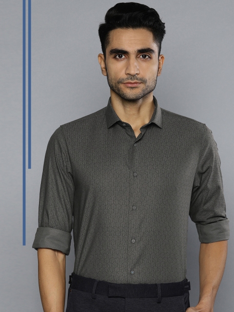 Louis Philippe Ath.Work Charcoal Grey & Black Super Slim Fit Printed Smart Casual Shirt
Louis Philippe Ath.Work Charcoal Grey & Black Super Slim Fit Printed Smart Casual Shirt