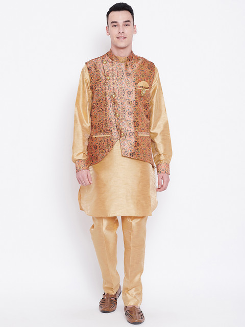 SG RAJASAHAB Men Beige Self-Design Layered Straight Kurta with Trousers & Nehru Jacket
SG RAJASAHAB Men Beige Self-Design Layered Straight Kurta with Trousers & Nehru Jacket