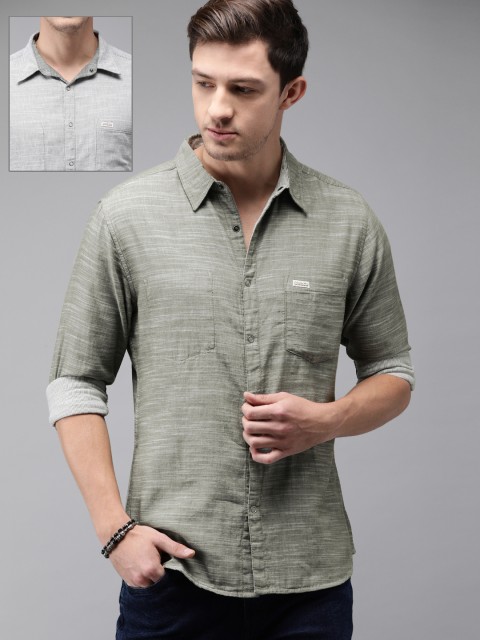 The Roadster Lifestyle Co Men Green & White Regular Fit Solid Reversible Casual Shirt
The Roadster Lifestyle Co Men Green & White Regular Fit Solid Reversible Casual Shirt