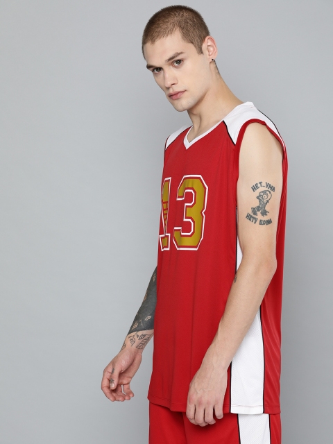 HRX by Hrithik Roshan Men Red Printed V-Neck Regular fit Rapid Dry Basketball T-shirt
HRX by Hrithik Roshan Men Red Printed V-Neck Regular fit Rapid Dry Basketball T-shirt