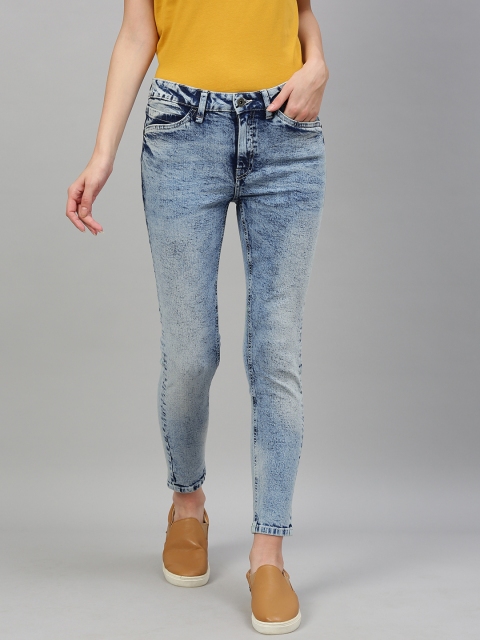 The Roadster Lifestyle Co Women Blue Skinny Fit Mid-Rise Clean Look Stretchable Cropped Jeans
The Roadster Lifestyle Co Women Blue Skinny Fit Mid-Rise Clean Look Stretchable Cropped Jeans