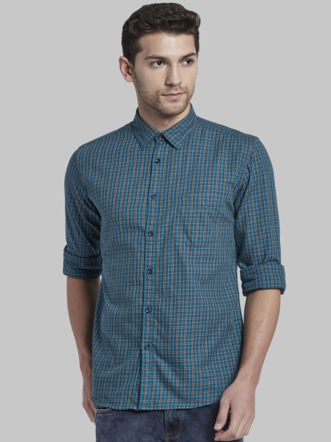 Parx Men Green Slim Fit Checked Casual Shirt
