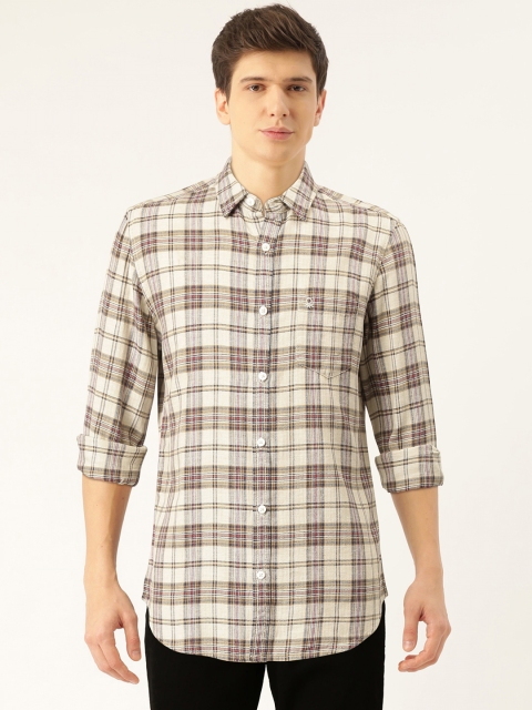 United Colors of Benetton Men Off-White & Blue Slim Fit Checked Casual Shirt