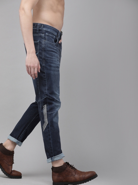 Roadster Men Blue Biker Fit Ankle Length Mid-Rise Clean Look Stretchable Biker Jeans
Roadster Men Blue Biker Fit Ankle Length Mid-Rise Clean Look Stretchable Biker Jeans