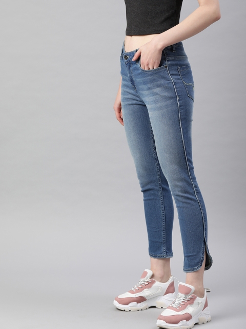 Roadster Women Blue Regular Fit Mid-Rise Clean Look Stretchable Jeans With Piping Seam
Roadster Women Blue Regular Fit Mid-Rise Clean Look Stretchable Jeans With Piping Seam