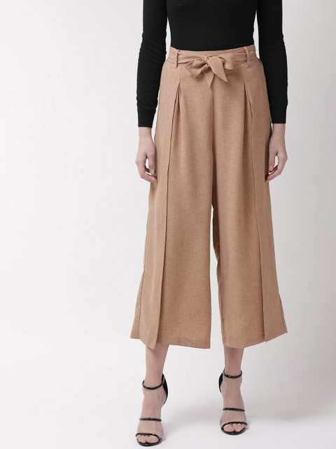 Madame Women Beige Printed Cropped Parallel Trousers
Madame Women Beige Printed Cropped Parallel Trousers