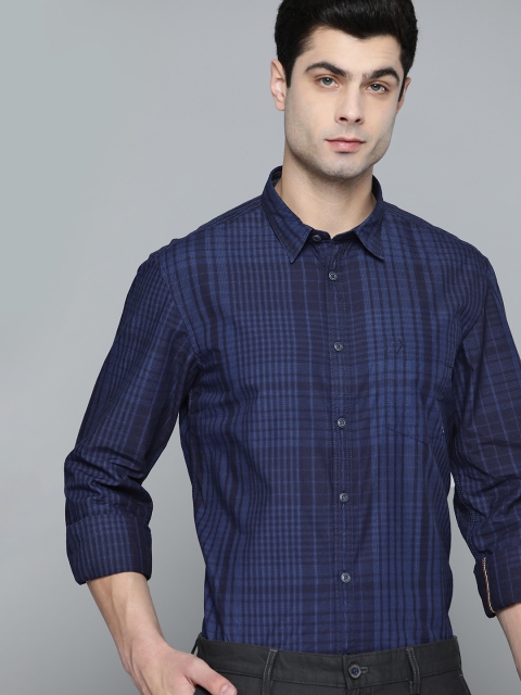 Indian Terrain Men Navy Blue Pure Cotton Slim Fit Tartan Checks Checked Casual Shirt
Indian Terrain Men Navy Blue Pure Cotton Slim Fit Tartan Checks Checked Casual Shirt