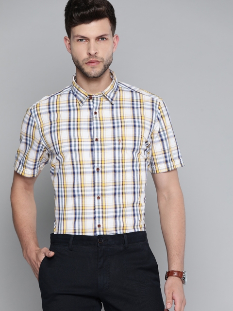 Indian Terrain Men Off White & Yellow Pure Cotton Slim Fit Tartan Checked Casual Shirt
Indian Terrain Men Off White & Yellow Pure Cotton Slim Fit Tartan Checked Casual Shirt