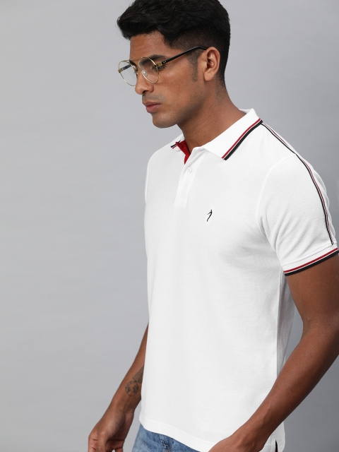 Indian Terrain Men White Solid Polo Collar Pure Cotton T-shirt with Side Taping Sleeves
Indian Terrain Men White Solid Polo Collar Pure Cotton T-shirt with Side Taping Sleeves