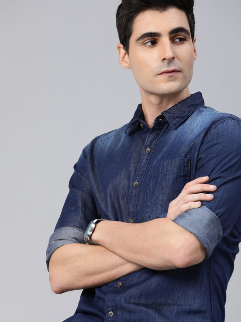 WROGN Men Blue Slim Fit Faded Chambray Casual Shirt
WROGN Men Blue Slim Fit Faded Chambray Casual Shirt