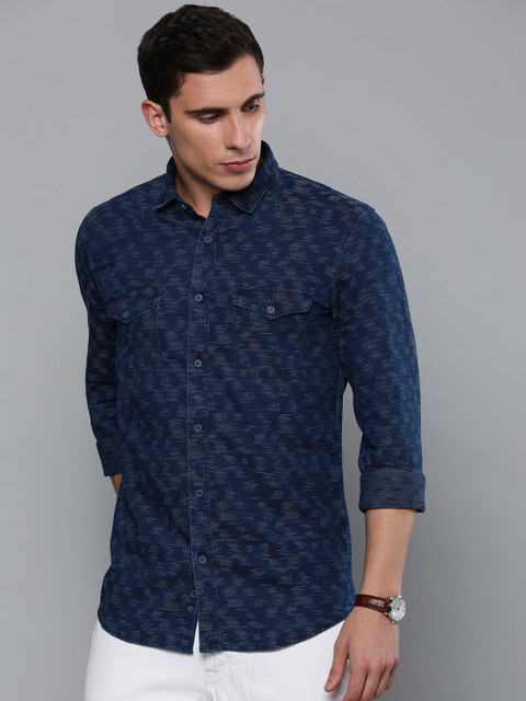 Louis Philippe Jeans Men Navy Blue & White Super Slim Fit Self Design Casual Shirt
Louis Philippe Jeans Men Navy Blue & White Super Slim Fit Self Design Casual Shirt