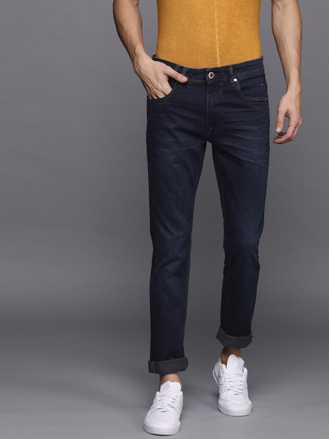 Louis Philippe Jeans Men Blue Albert Super Slim Fit Low-Rise Clean Look Stretchable Jeans
Louis Philippe Jeans Men Blue Albert Super Slim Fit Low-Rise Clean Look Stretchable Jeans