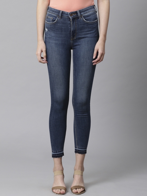 Marks & Spencer Women Blue Skinny Fit Mid-Rise Mildly Distressed Stretchable Cropped Jeans
Marks & Spencer Women Blue Skinny Fit Mid-Rise Mildly Distressed Stretchable Cropped Jeans