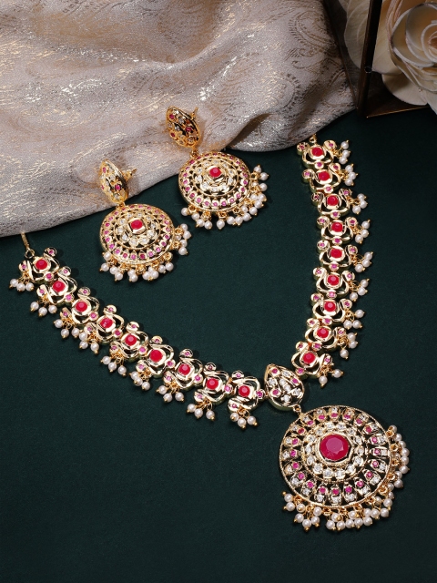 Rubans 22K Gold-Plated Red & Off-White Stone-Studded & Beaded Handcrafted Jewellery Set
Rubans 22K Gold-Plated Red & Off-White Stone-Studded & Beaded Handcrafted Jewellery Set