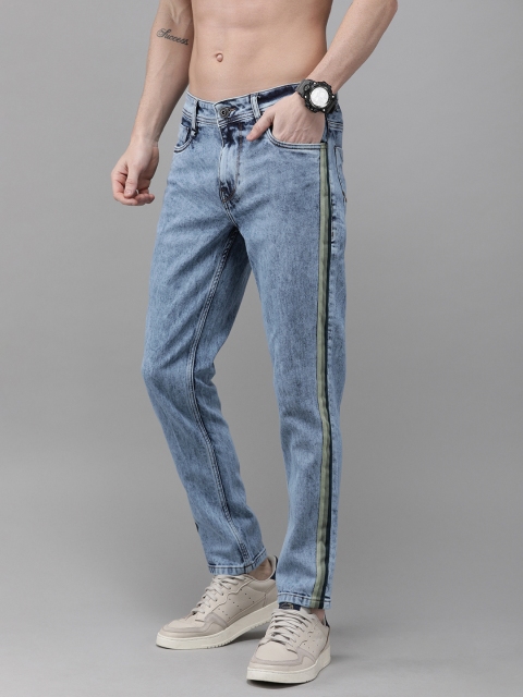 Roadster Men Blue Slim Tapered Fit Mid-Rise Clean Look Stretchable Side Striped Jeans
Roadster Men Blue Slim Tapered Fit Mid-Rise Clean Look Stretchable Side Striped Jeans