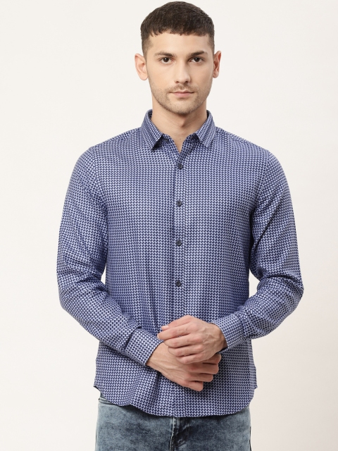 United Colors of Benetton Men Navy Blue & White Slim Fit Houndstooth Pattern Casual Shirt
United Colors of Benetton Men Navy Blue & White Slim Fit Houndstooth Pattern Casual Shirt