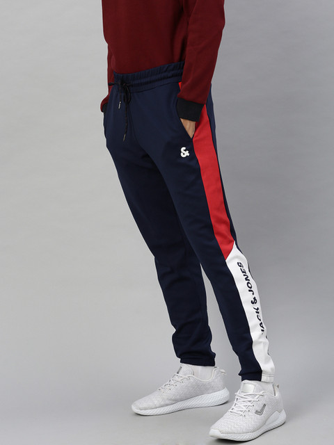 Jack & Jones Men Navy Blue Solid Side Stiped Straight Fit Track Pants
Jack & Jones Men Navy Blue Solid Side Stiped Straight Fit Track Pants