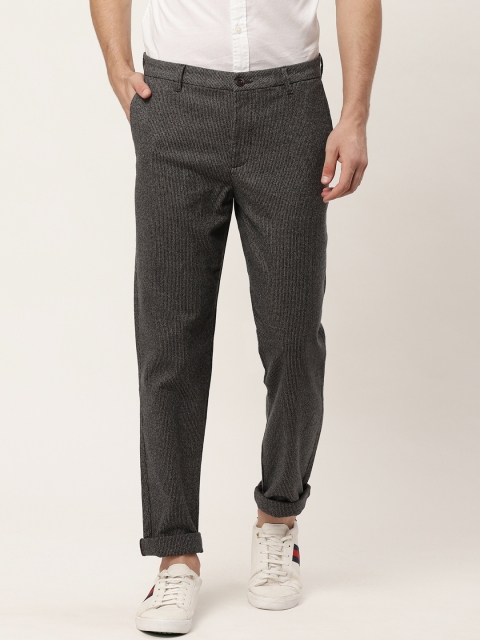 United Colors of Benetton Men Charcoal Grey Tapered Fit Self-Striped Regular Trousers
United Colors of Benetton Men Charcoal Grey Tapered Fit Self-Striped Regular Trousers