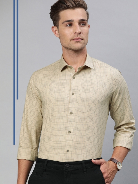 Louis Philippe Ath.Work Men Beige & Black Super Slim Fit Checked Smart Casual Shirt
Louis Philippe Ath.Work Men Beige & Black Super Slim Fit Checked Smart Casual Shirt