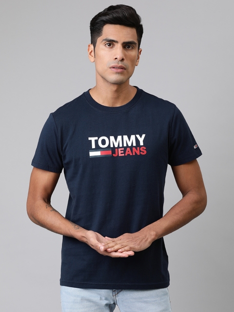 Tommy Hilfiger Men Navy Blue Slim Fit Brand Logo Printed Round Neck Pure Cotton T-shirt
Tommy Hilfiger Men Navy Blue Slim Fit Brand Logo Printed Round Neck Pure Cotton T-shirt