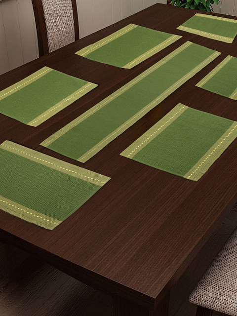 NEUDIS Set Of 7 Green Solid Table Runner With Placemats 
NEUDIS Set Of 7 Green Solid Table Runner With Placemats