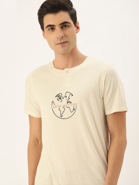 ether Kora Collection Men Off-White Unbleached Fabric Printed Sustainable Pure Cotton T-shirt
ether Kora Collection Men Off-White Unbleached Fabric Printed Sustainable Pure Cotton T-shirt