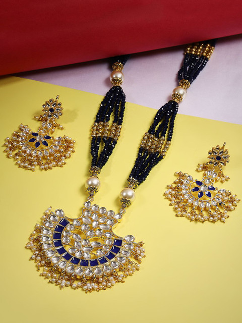 GloBox By ZeroKaata Blue & White Gold-Plated Kundan-Studded Handcrafted Jewellery Set
GloBox By ZeroKaata Blue & White Gold-Plated Kundan-Studded Handcrafted Jewellery Set