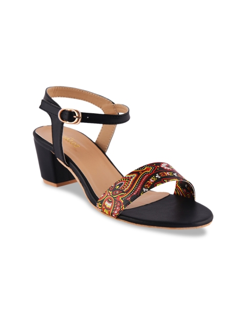 ZAPATOZ Women Black Printed Sandals